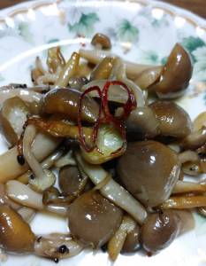 きのこの強火ソテー