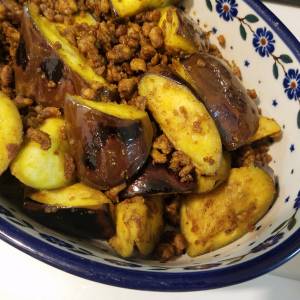 有元風なすのドライカレー