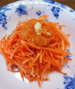ダブル春にんじんサラダ