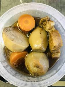 里芋と豚肉と昆布の照り煮