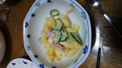 マカロニサラダ