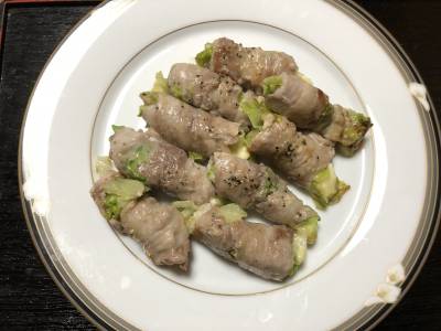 豚肉とチーズのとろーりレタス巻き