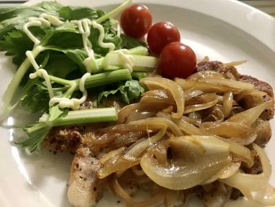 ポークソテーたまねぎソース