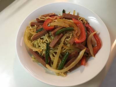 初夏野菜のピリ辛あえ麺