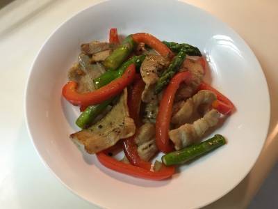 豚肉と野菜のガーリックしょうゆ炒め
