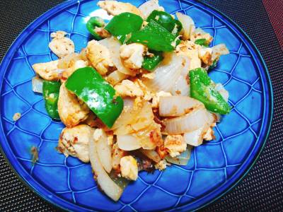 豆腐とピーマンのチャンプルー