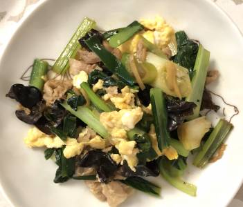 豚肉ときくらげの卵炒め