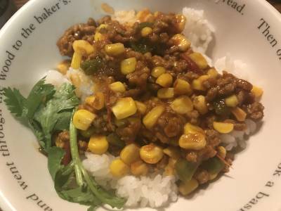 とうもろこしとトマトのカレー