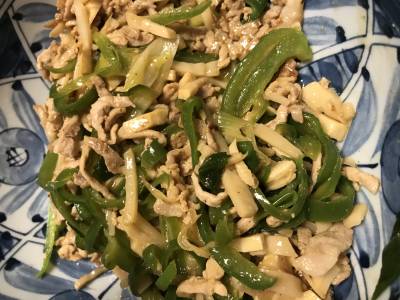 チンジャオロースー