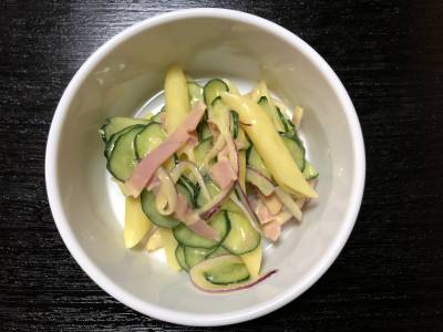 マカロニサラダ