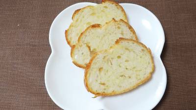 ガーリックラスク