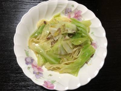 キャベツとアンチョビのスパゲッティ