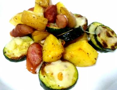 ズッキーニとソーセージのチーズ焼き