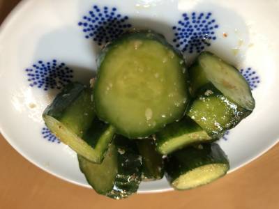 きゅうりサラダ