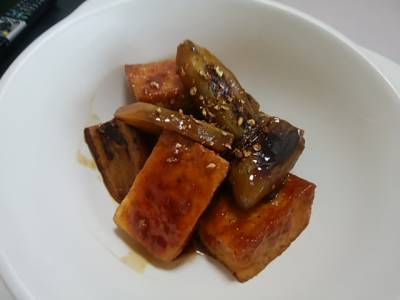 なすと厚揚げの黒酢煮