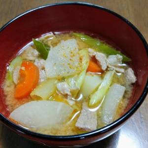 具だくさん豚汁