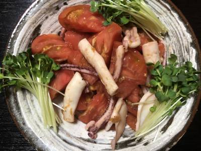 焼きいかのトマトしょうがじょうゆ