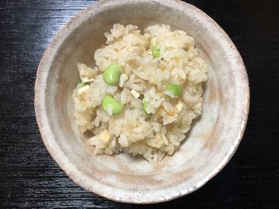 枝豆と油揚げの炊き込みご飯