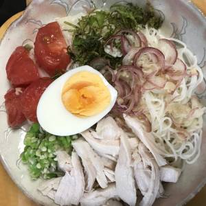 鶏ささ身の香味そうめん