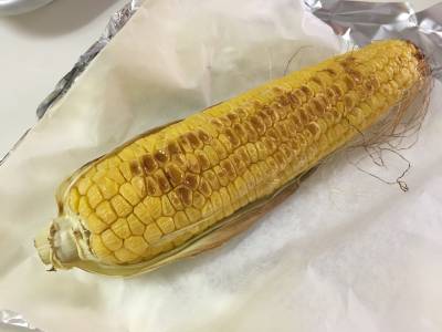 オーブン焼きとうもろこし