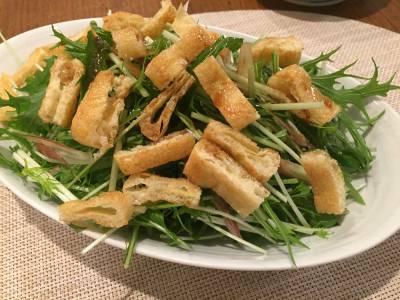 焼き油揚げのサラダ