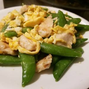 スナップえんどうの卵炒め
