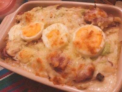 キャベツとゆで卵のグラタン