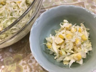 コールスローサラダ