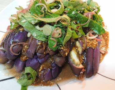 冷やしなすのごまソース