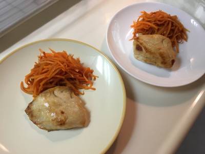 白身魚とにんじんのみそ焼き