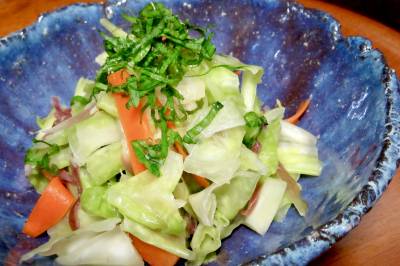 みょうがと青じそとキャベツのあっさり漬け