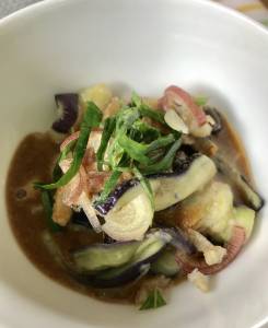 冷やしなすのごまソース