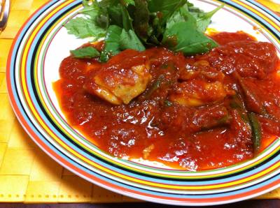 オクラと鶏のトマト煮ひよこ豆ご飯