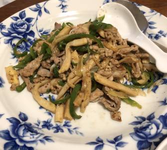 チンジャオロースー