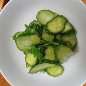 デラウェアのきゅうりもみ