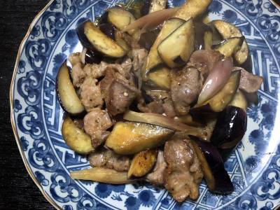 豚肉、なす、みょうがの酢炒め