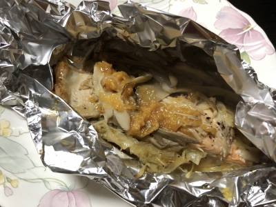 さけとキャベツのみそホイル焼き