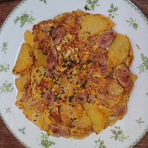 ソーセージのスペイン風オムレツ