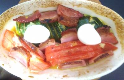 生ハムとズッキーニの重ね焼き