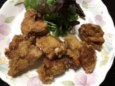 鶏のから揚げ