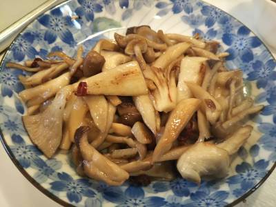 きのこの強火ソテー