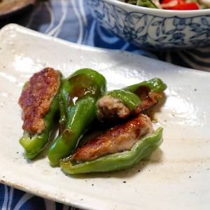 ピーマンの肉詰めオイスターソース味