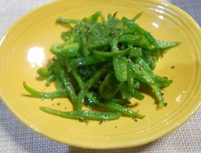 ピーマンの塩炒め