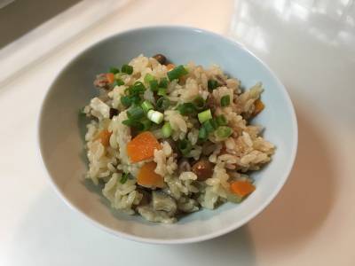 炒り大豆の炊き込みご飯
