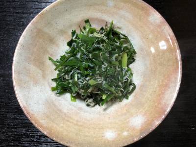 にらとカリカリじゃこ炒め