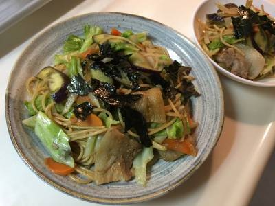 パスタで焼きそば