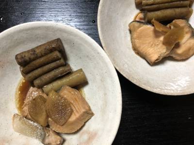 ごぼうとさけの煮つけ