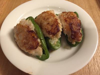 ピーマンのえび肉詰め