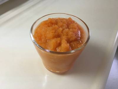 にんじんとりんごのジュース