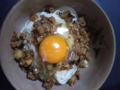 なすそぼろそうめん